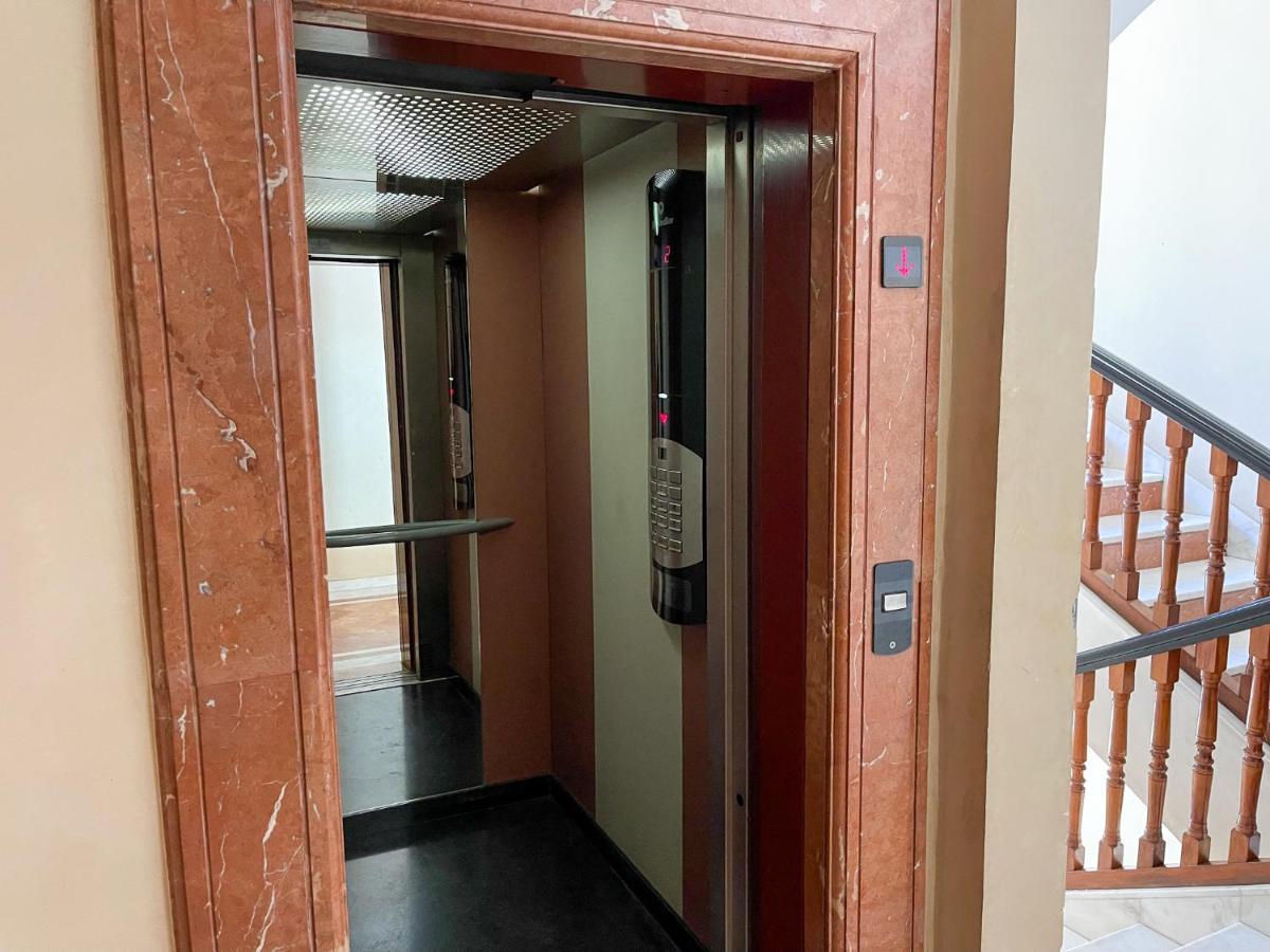 Appartement Chic Gueliz Plaza Avec Vue مراكش المظهر الخارجي الصورة